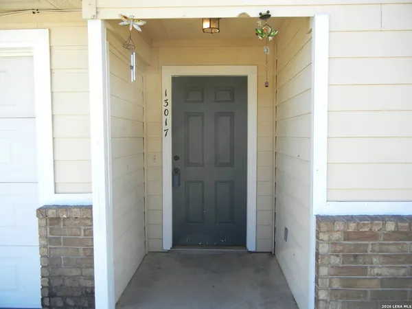 $1,250 | 13017 O'Connor Cove, San Antonio, TX 78233