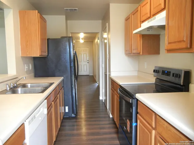 $1,500 | 13017 O'Connor Cove, San Antonio, TX 78233