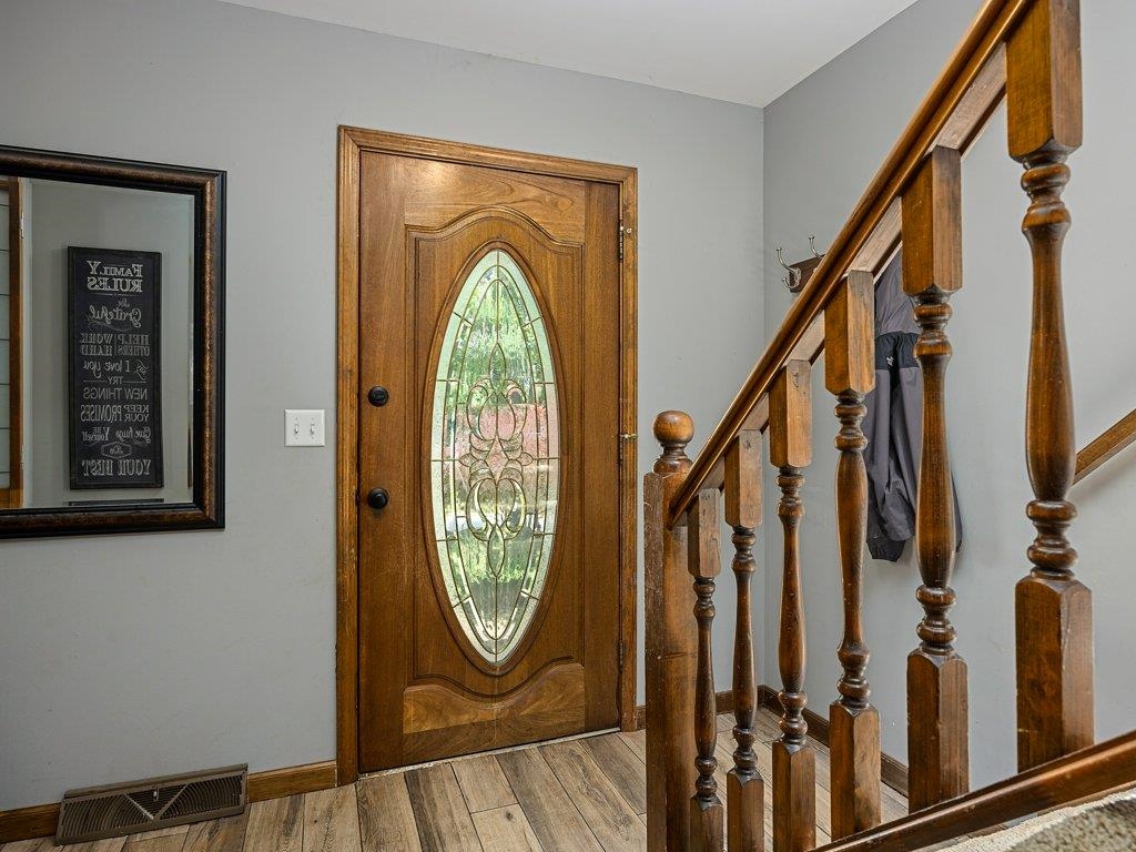 718 Windward Way Greer, SC 29650 - Photo 4 of 36 Gallery Image 4