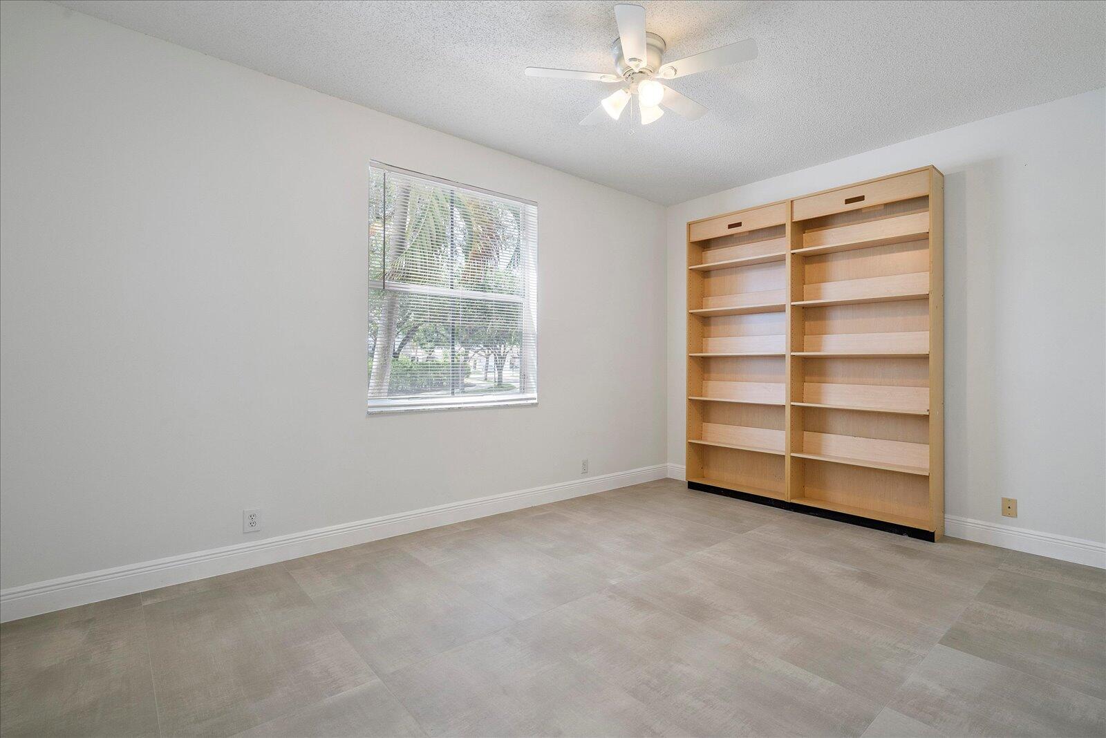 970 Greenwood Road Weston, FL 33327 - Photo 7 of 46 07-970 Greenwood Rd_07