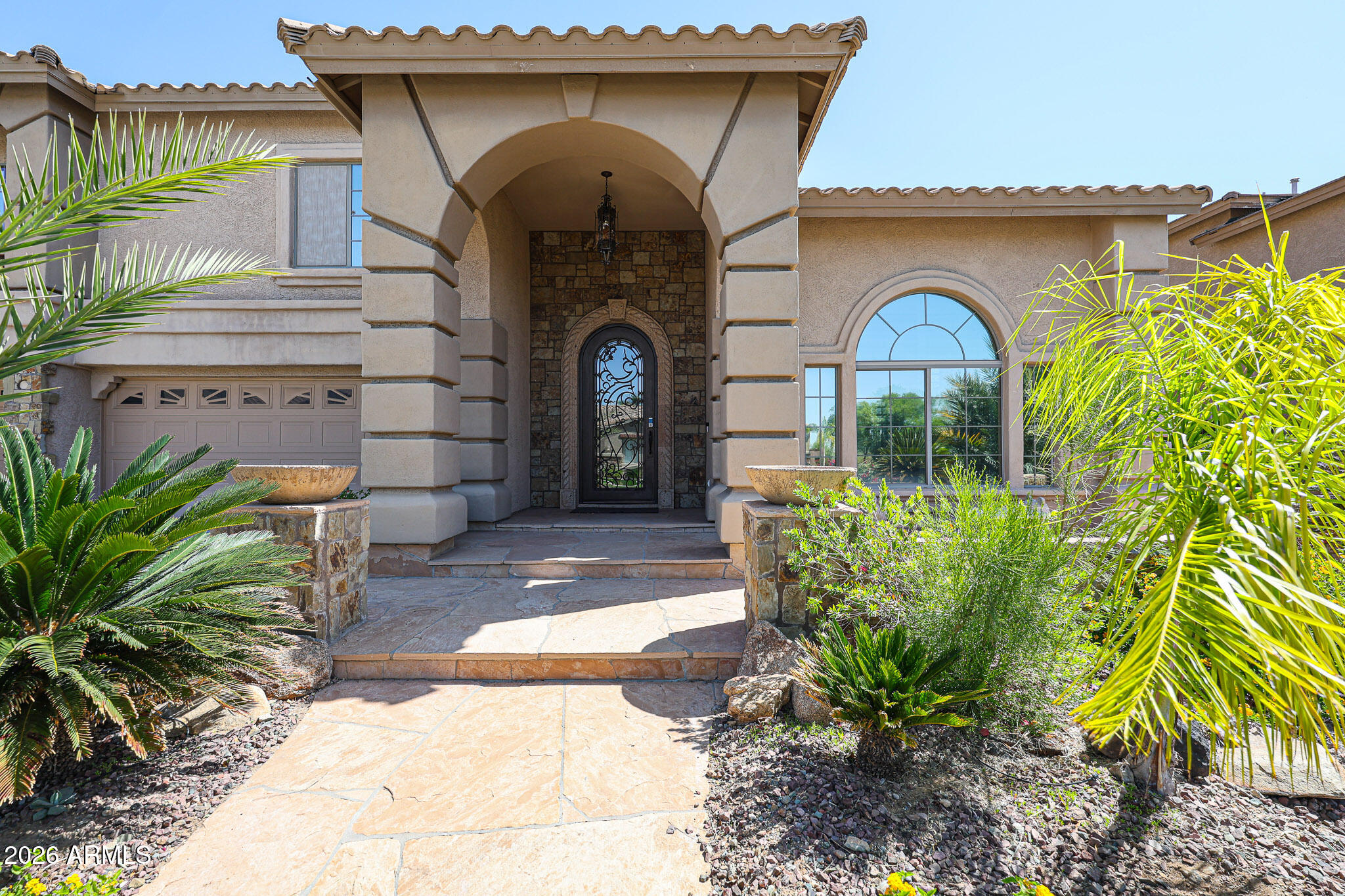 27323 North Covered Wagon Road Phoenix, AZ 85085 - Photo 5 of 96 A (4)