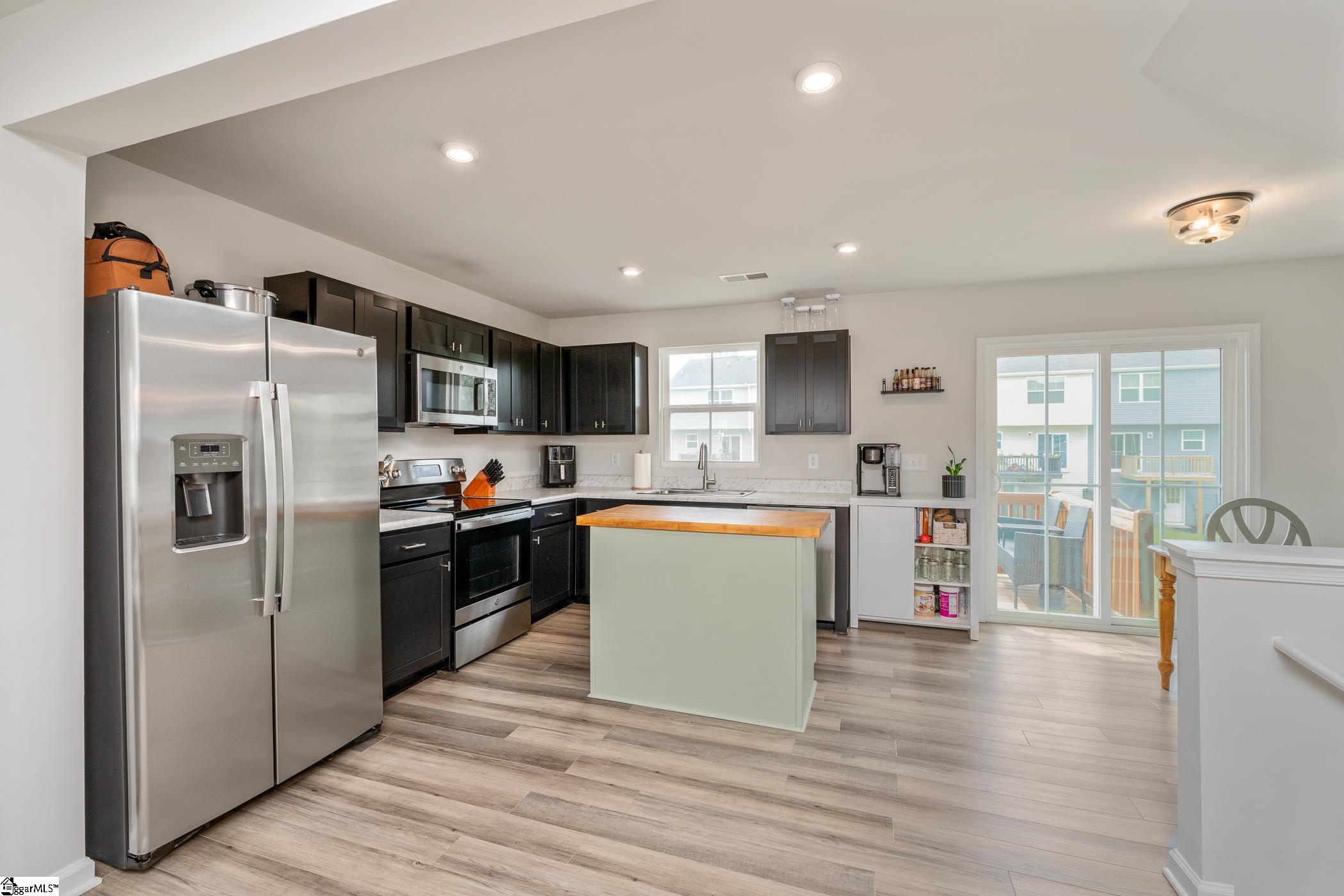 31 High Pne Trail Greenville, SC 29617 - Photo 5 of 30