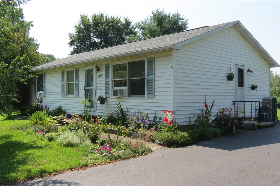 1817 Walworth Road Palmyra, NY 14522 - Photo 1 of 1
