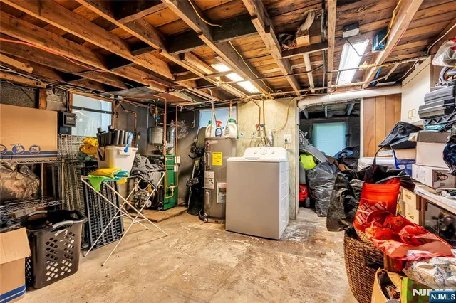 $299,000 | 40 Kingsland Road, West Milford, NJ 07421