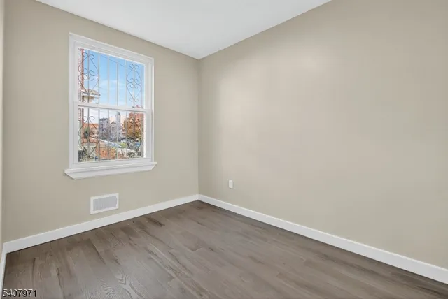 $3,600 | 414 15th Avenue, Newark, NJ 07103