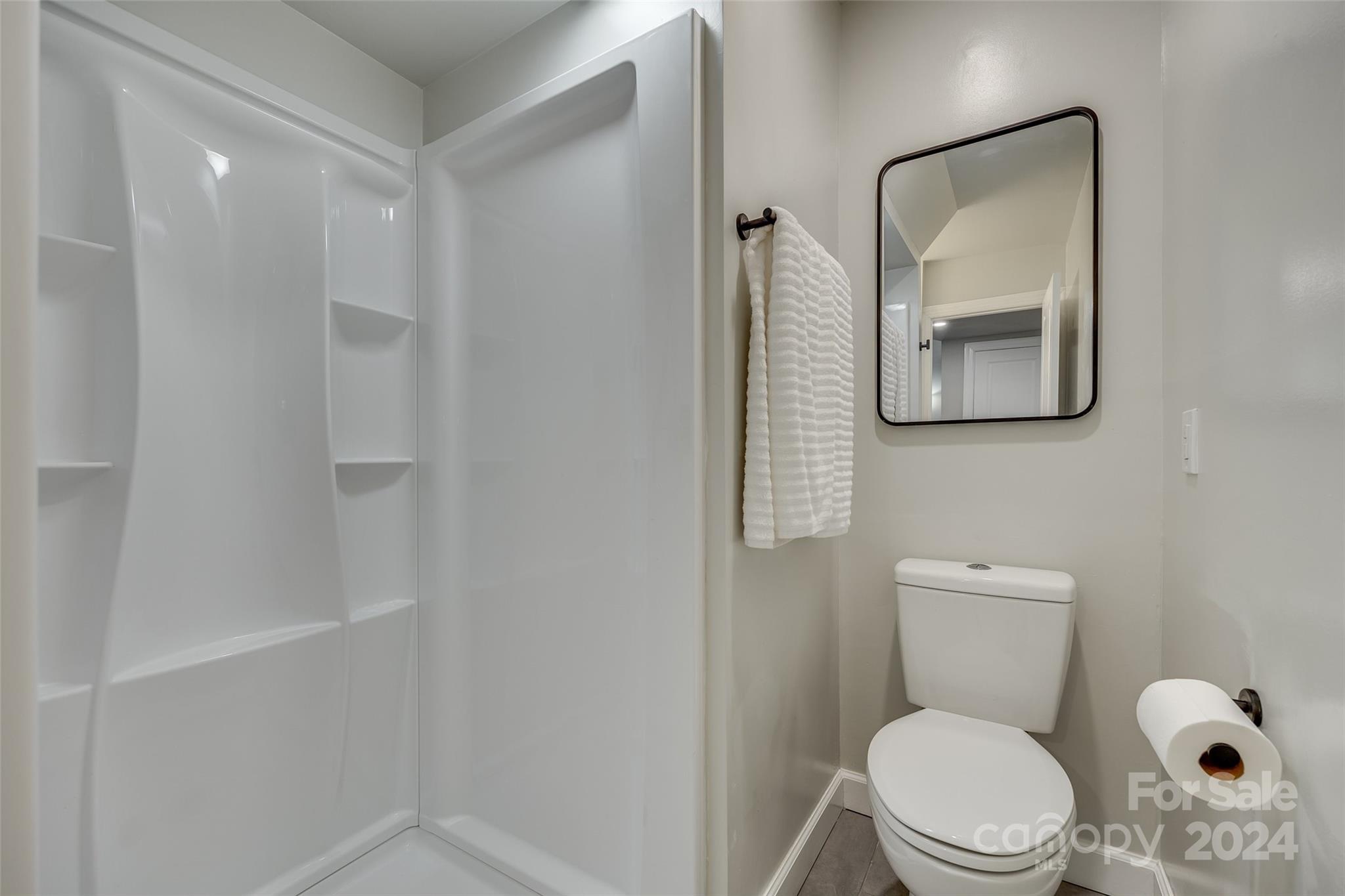 27084 Catamaran Drive Tega Cay, SC 29708 - Photo 14 of 34 Gallery Image 14