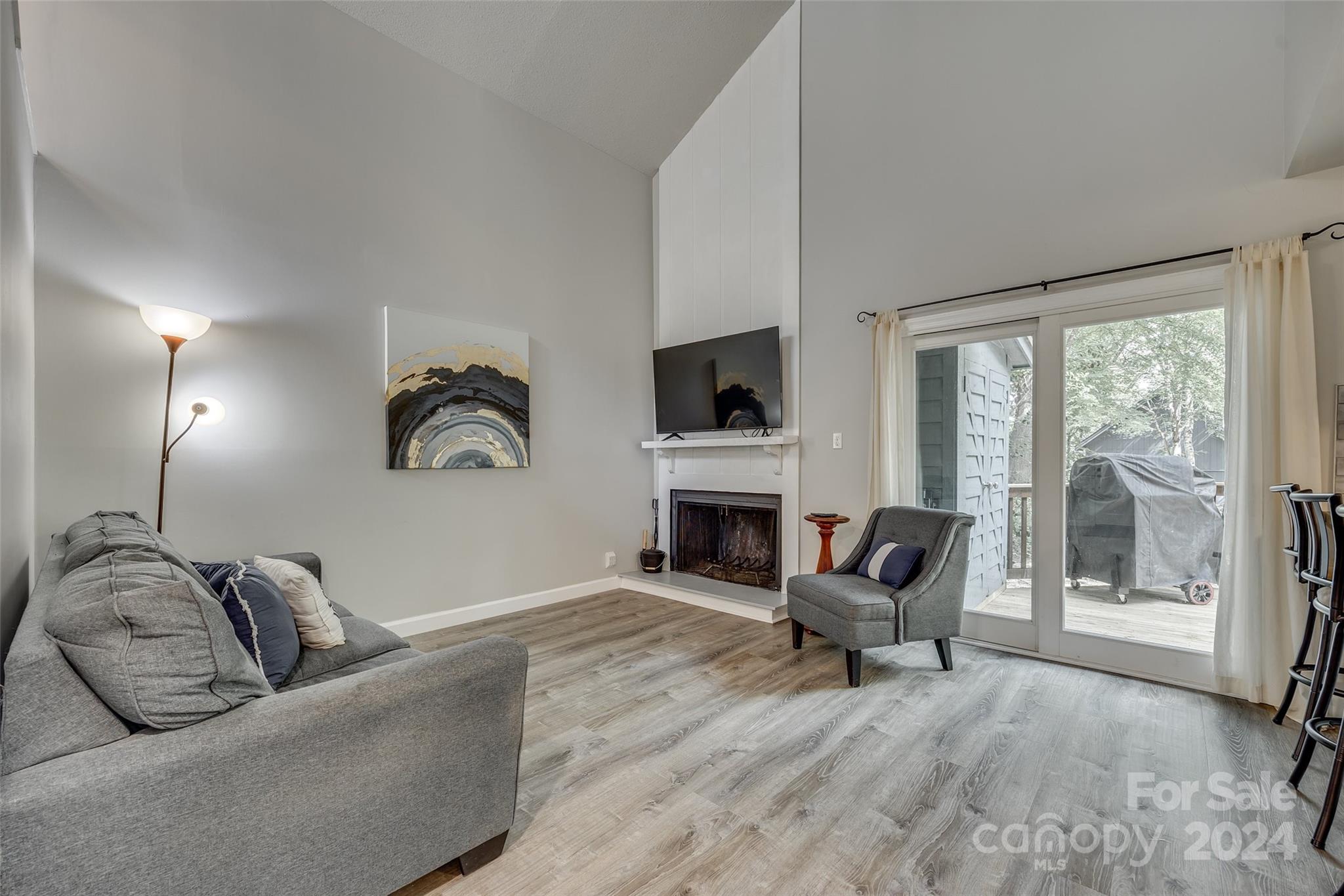 27084 Catamaran Drive Tega Cay, SC 29708 - Photo 8 of 34 Gallery Image 8