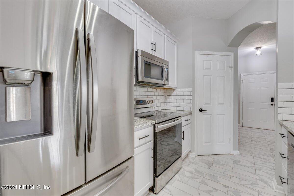10550 Baymeadows Road, Unit 505 Jacksonville, FL 32256 - Photo 11 of 42 14-FULL-005