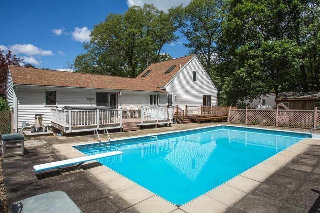 237 Charlton Road Spencer, MA 01562 - Photo 22 of 30 Gallery Image 22
