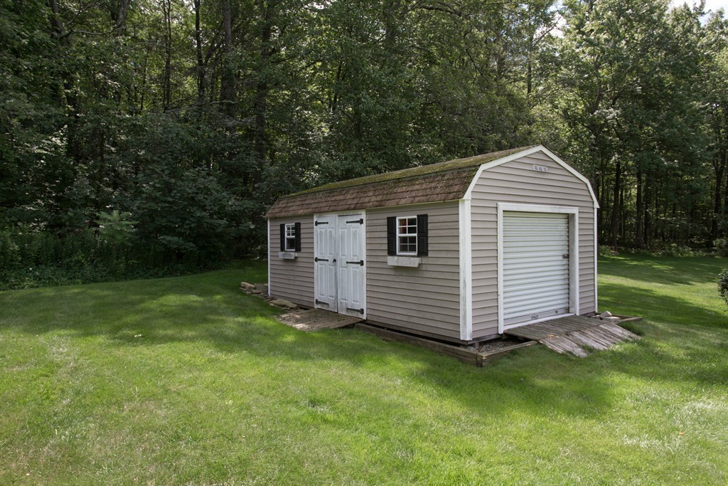 237 Charlton Road Spencer, MA 01562 - Photo 26 of 30 Gallery Image 26
