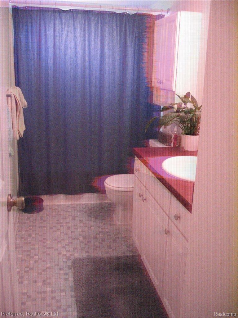 43446 Proctor Road Canton, MI 48188 - Photo 8 of 23 Proctor Main Floor Bath