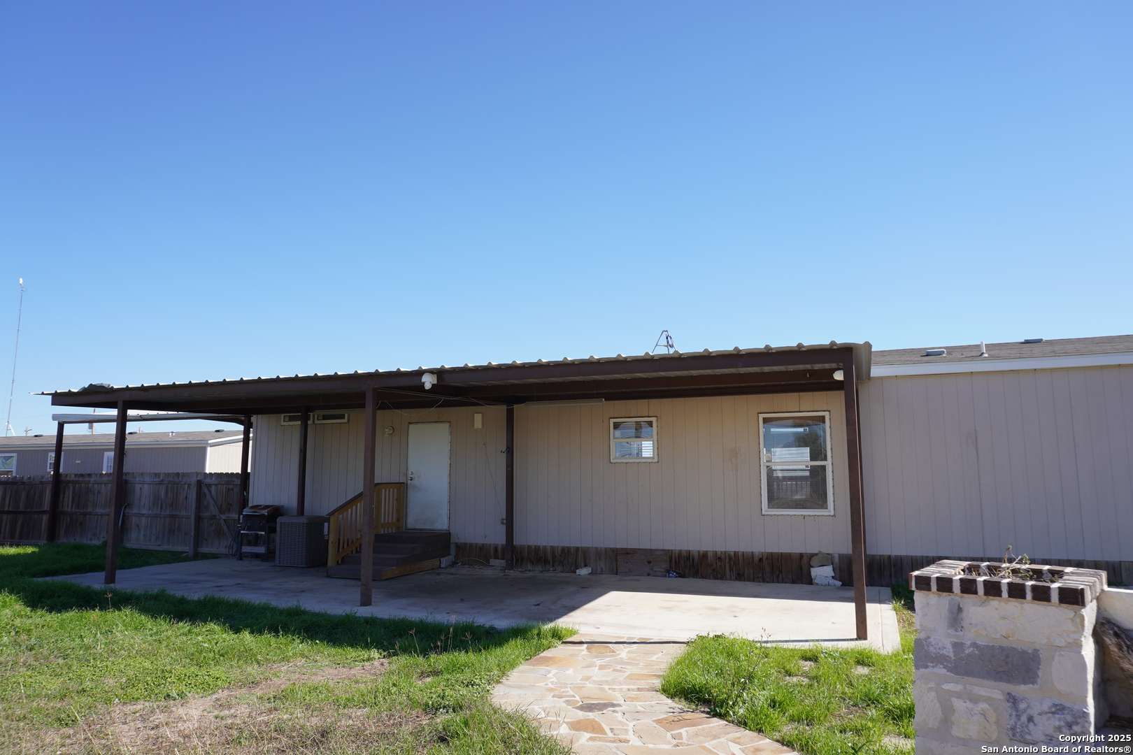 70 Gallinas Creek Road Pleasanton, TX 78064 - Photo 24 of 28