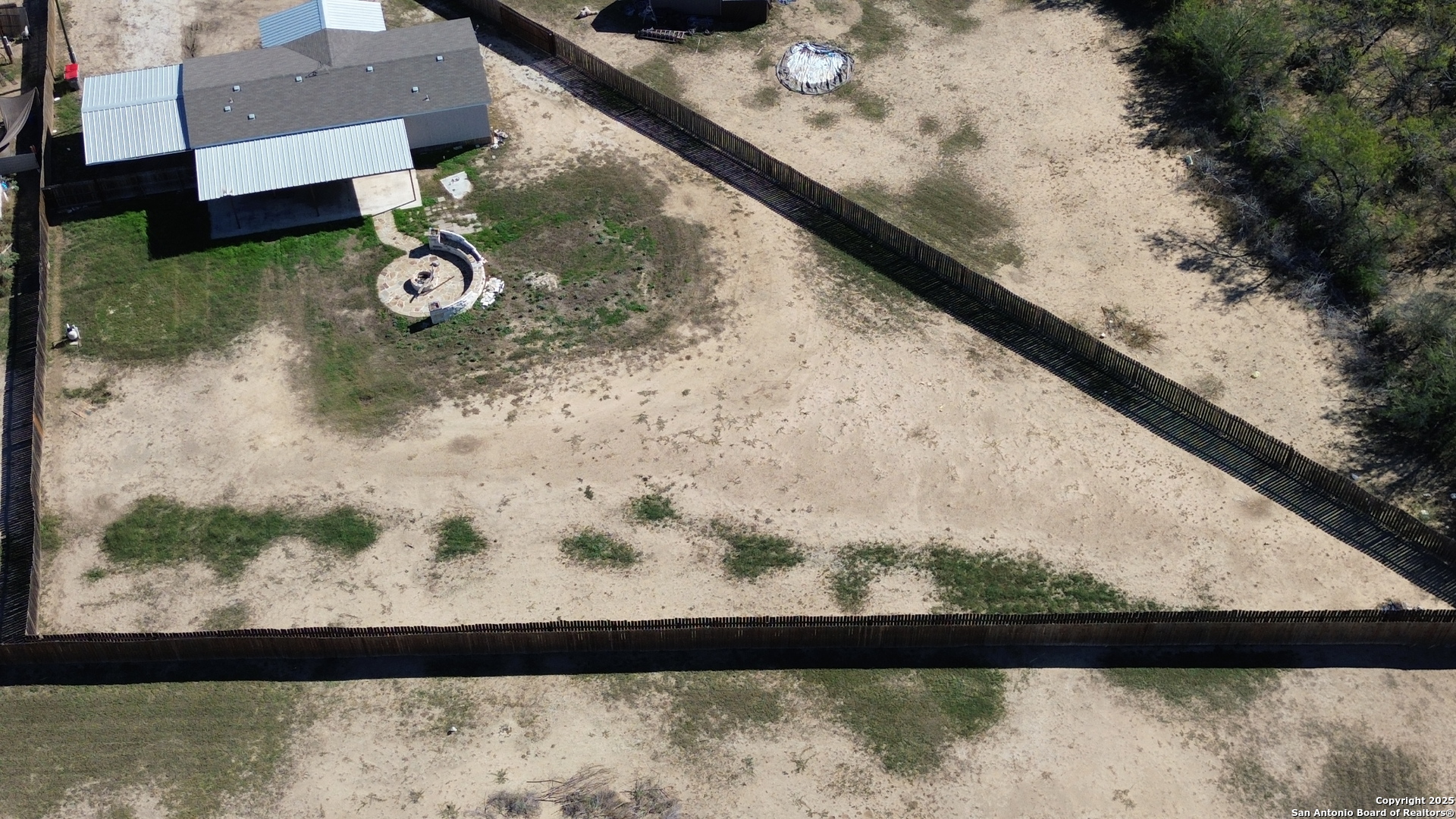 70 Gallinas Creek Road Pleasanton, TX 78064 - Photo 6 of 28