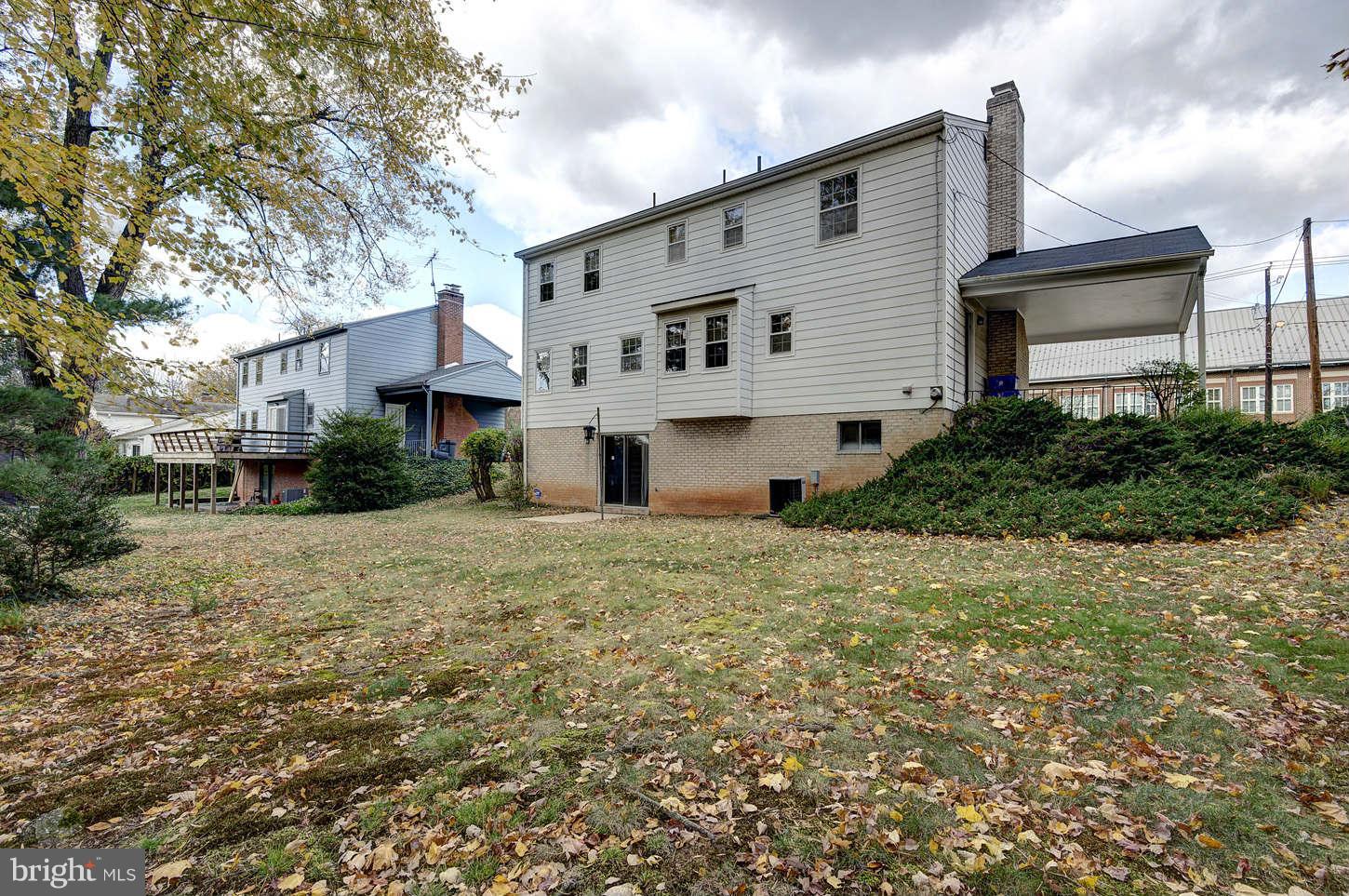 8510 Postoak Road Potomac, MD 20854 - Photo 16 of 16 Exterior (Rear)