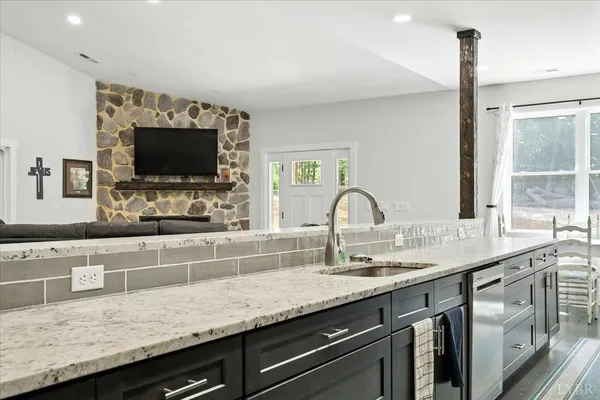 $874,999 | 1568 Bent Creek Road, Concord, VA 24538
