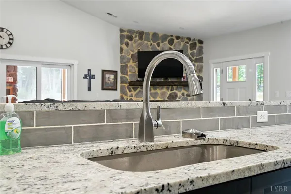 $874,999 | 1568 Bent Creek Road, Concord, VA 24538