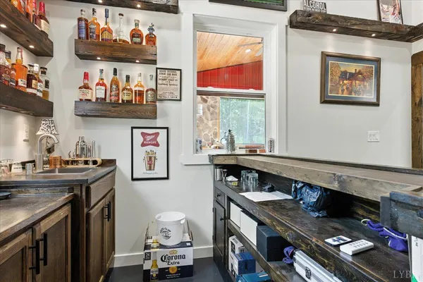 $874,999 | 1568 Bent Creek Road, Concord, VA 24538