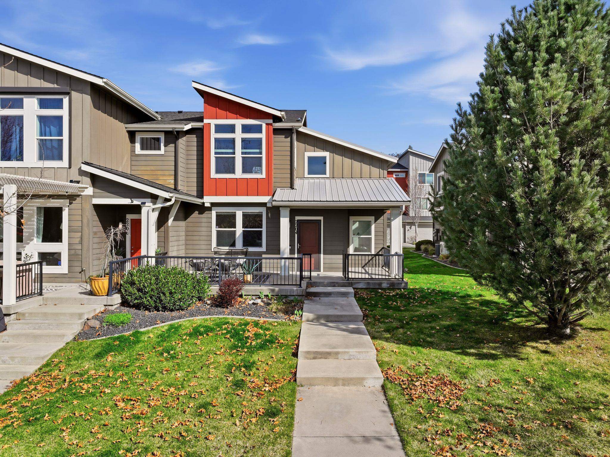 2204 West Summit Parkway Spokane, WA 99201 - Photo 1 of 45