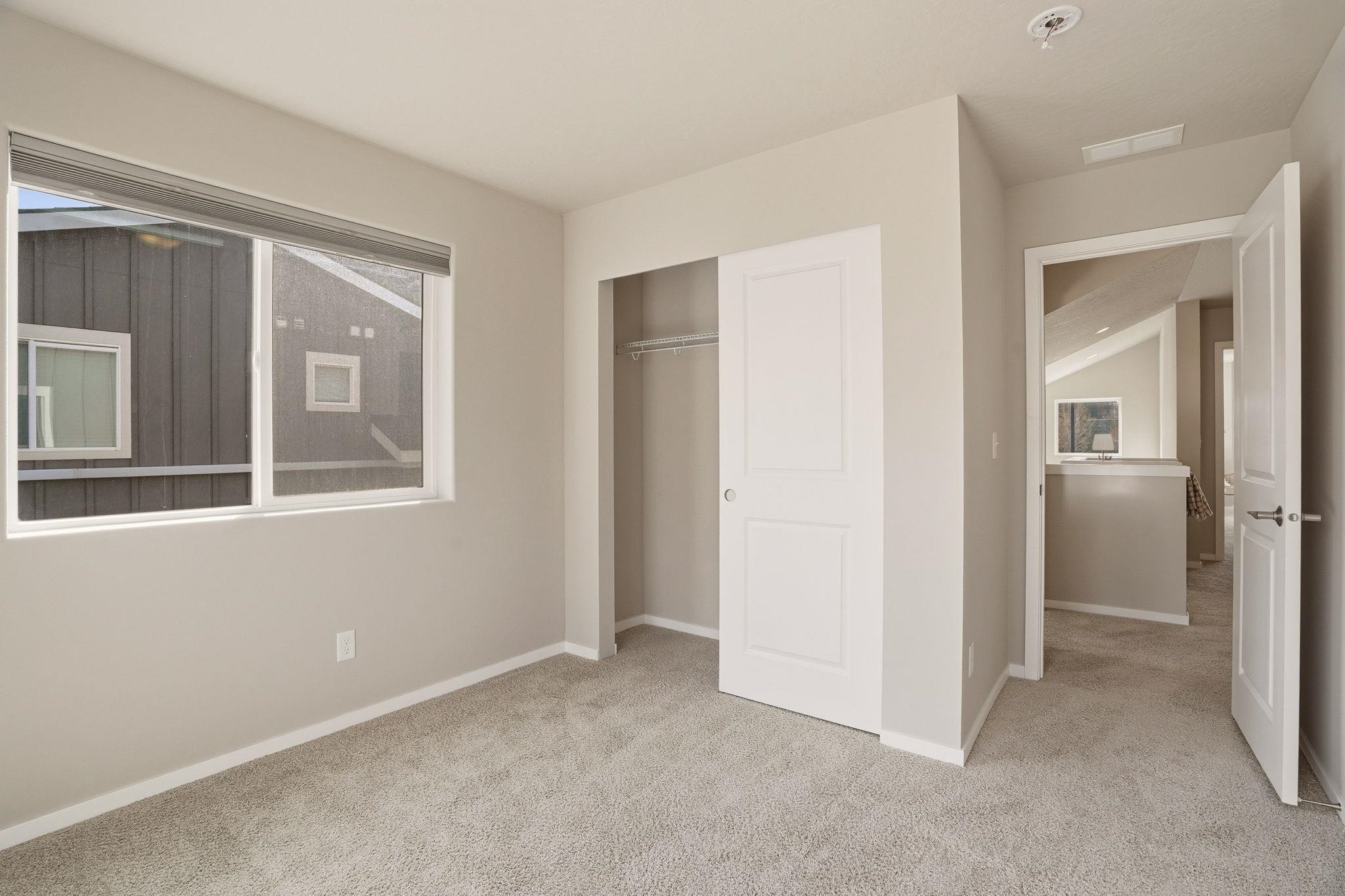 2204 West Summit Parkway Spokane, WA 99201 - Photo 32 of 45