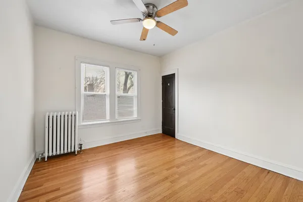 $2,950 | 10226 South Charles Street, Unit 2, Chicago, IL 60643