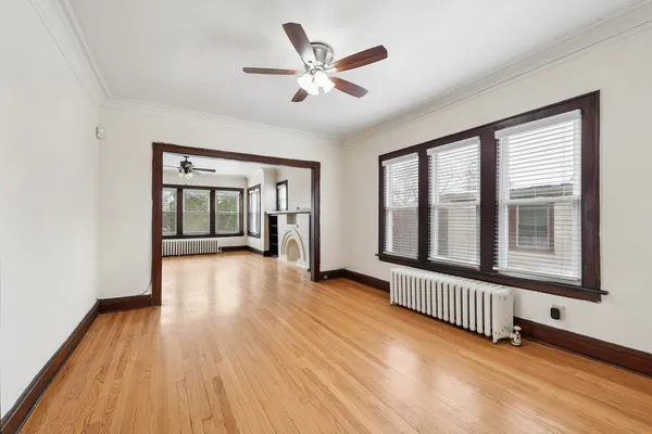 $2,950 | 10226 South Charles Street, Unit 2, Chicago, IL 60643