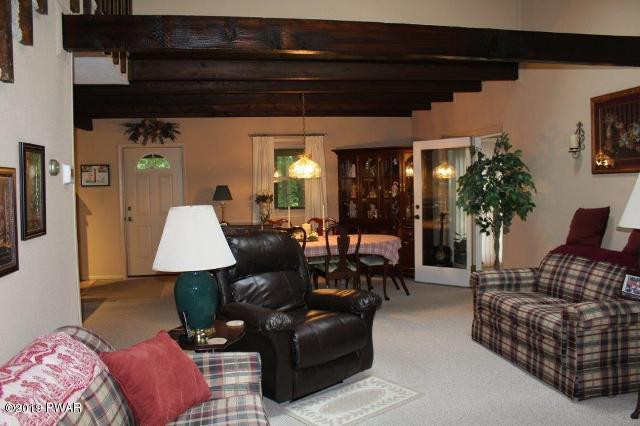 125 Timber Ridge Circle Greentown, PA 18426 - Photo 12 of 46 12.
