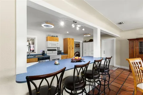 $559,000 | 9854 51st Avenue North, St. Petersburg, FL 33708