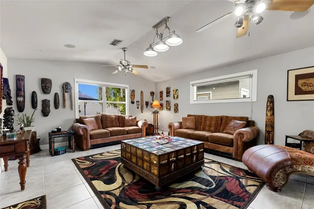 $549,000 | 9854 51st Avenue North, St. Petersburg, FL 33708