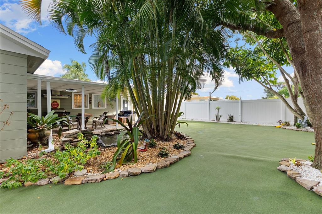 9854 51st Avenue North St. Petersburg, FL 33708 - Photo 7 of 52