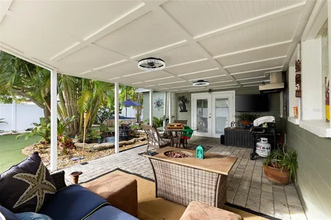 $559,000 | 9854 51st Avenue North, St. Petersburg, FL 33708