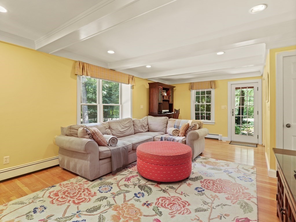 52 Page Farm Road Sherborn, MA 01770 - Photo 10 of 34 Gallery Image 10