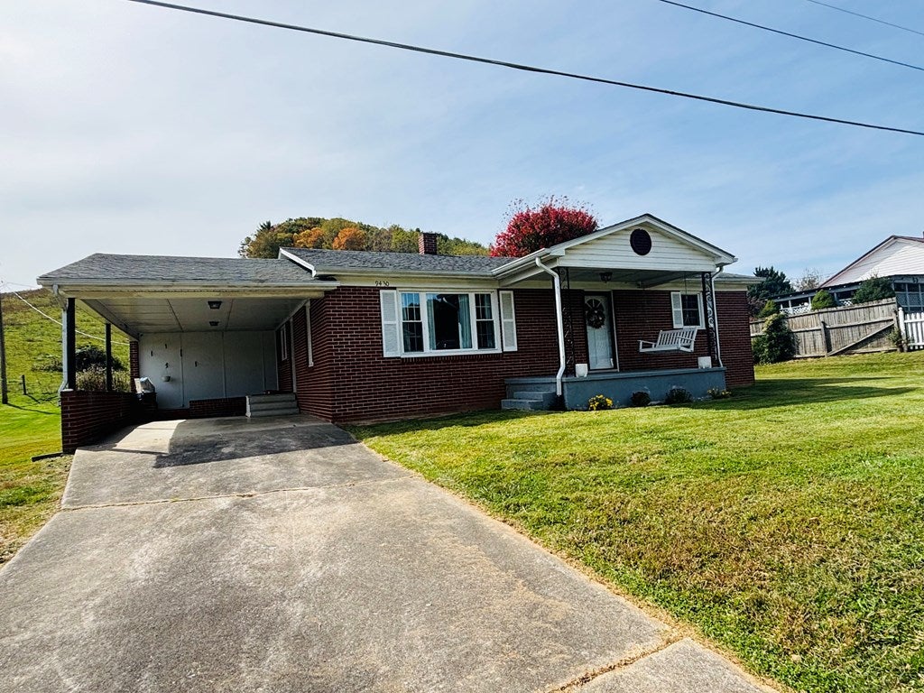 9430 Spring Valley Road Fries, VA 24330 - Photo 26 of 30 Gallery Image 26