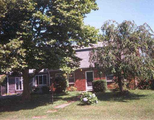 81 Bristol Road Narragansett, RI 02882 - Photo 1 of 3 Exterior Front.