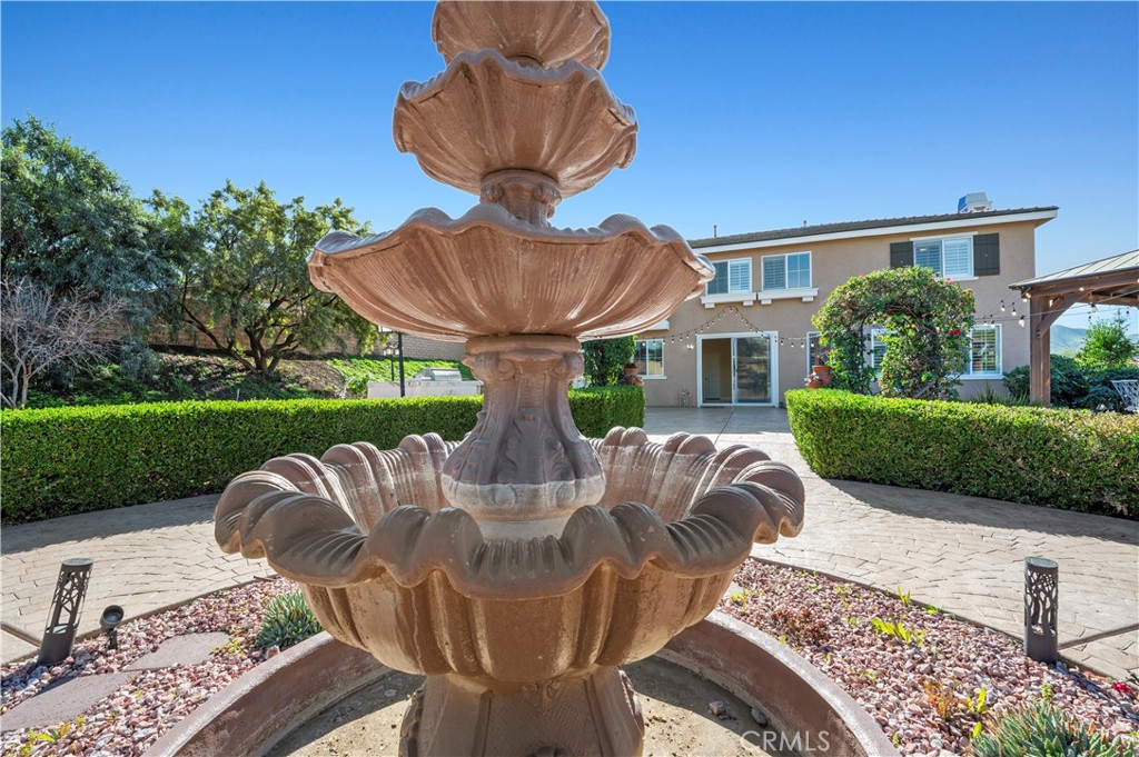 12810 Sierra Creek Drive Riverside, CA 92503 - Photo 17 of 52 a view of balcony with furniture