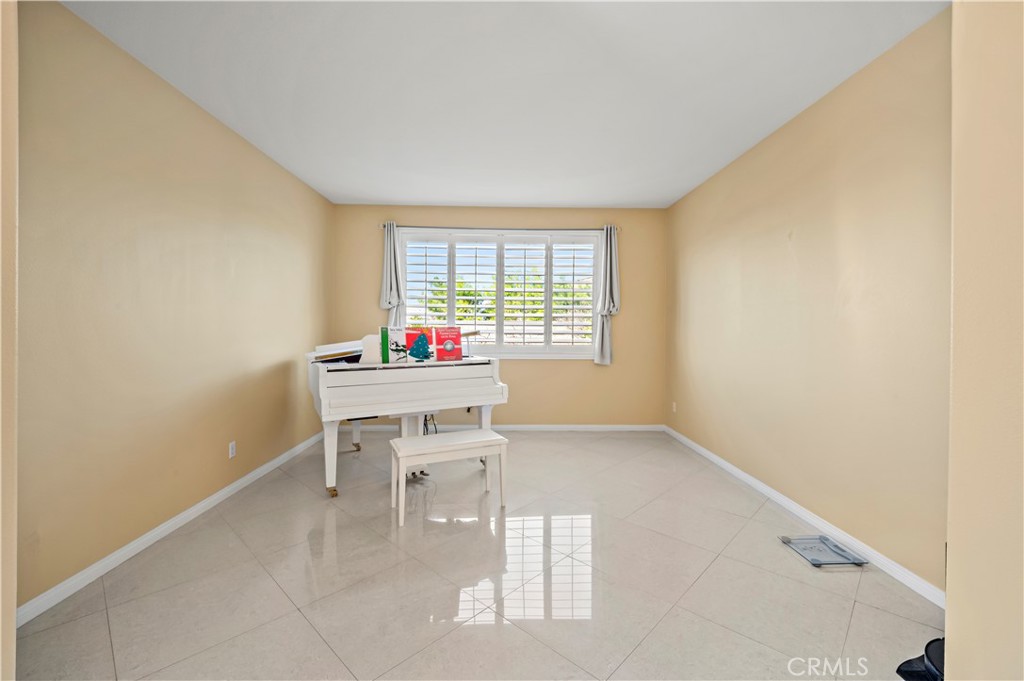 12810 Sierra Creek Drive Riverside, CA 92503 - Photo 49 of 52