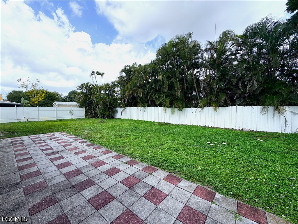 1637 South Mayfair Road Fort Myers, FL 33919 - Photo 28 of 29