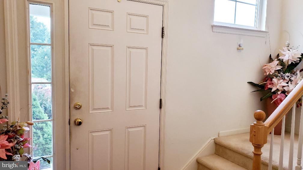 11 Whitetail Lane Reading, PA 19607 - Photo 3 of 28 Welcoming entryway