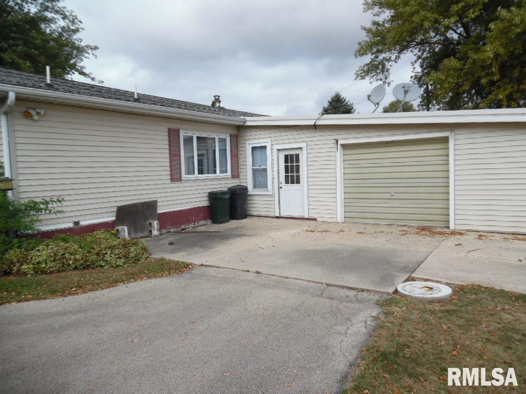 14840 Elk Road Fulton, IL 61252 - Photo 10 of 12