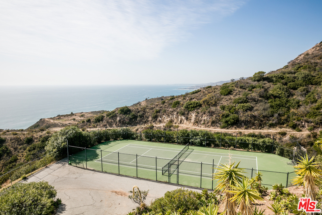 20755 Seaboard Road Malibu, CA 90265 - Photo 35 of 35 Gallery Image 35