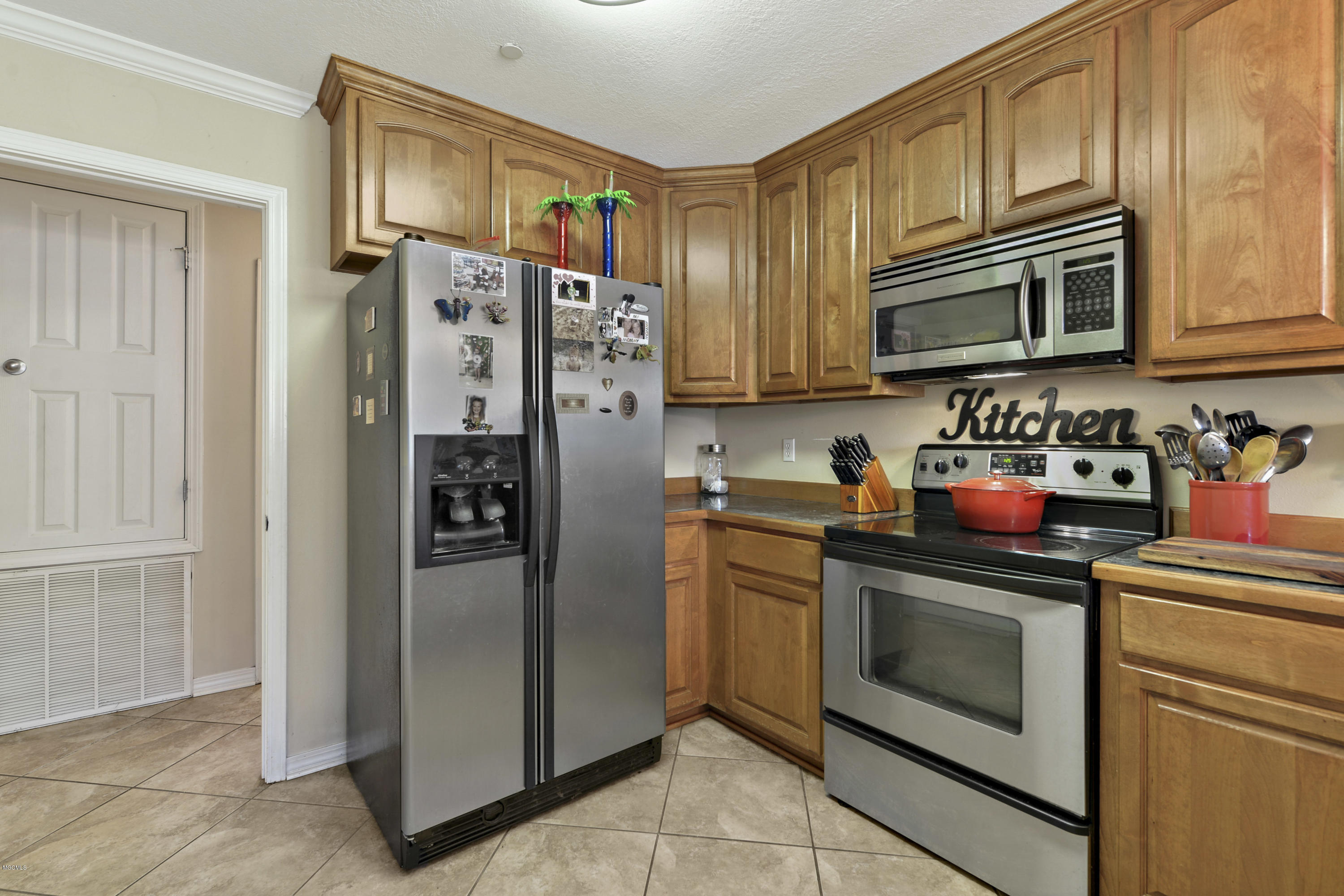 15317 Walter Smith Road Gulfport, MS 39503 - Photo 11 of 31 32DA60E3-93AC-4CD4-BC4E-0515550D8836
