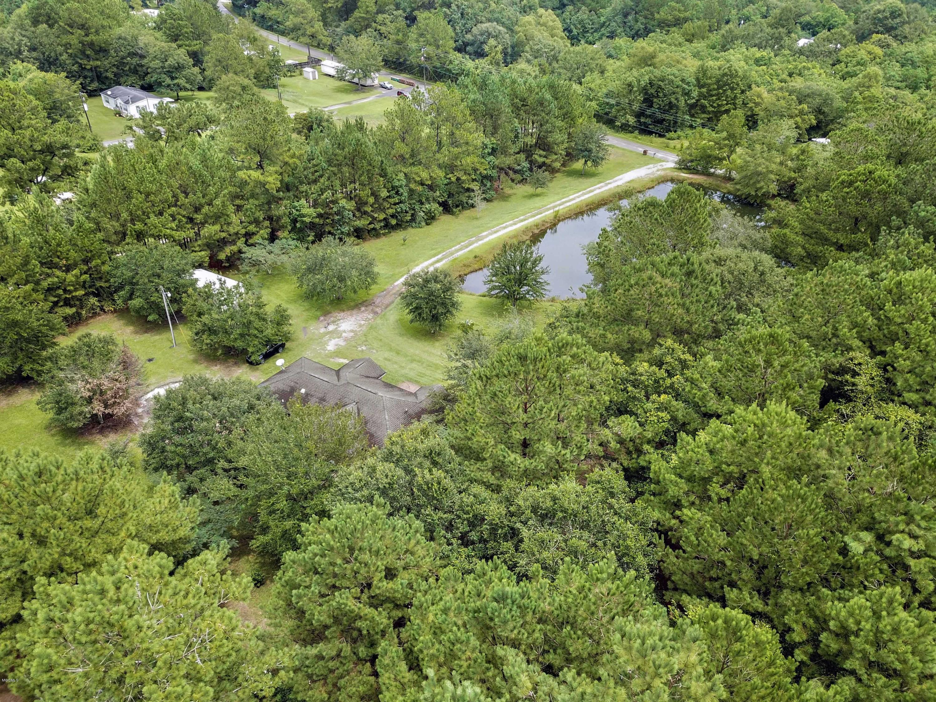 15317 Walter Smith Road Gulfport, MS 39503 - Photo 27 of 31 6ED7E3D0-AEE2-4023-985A-8939E64E6513