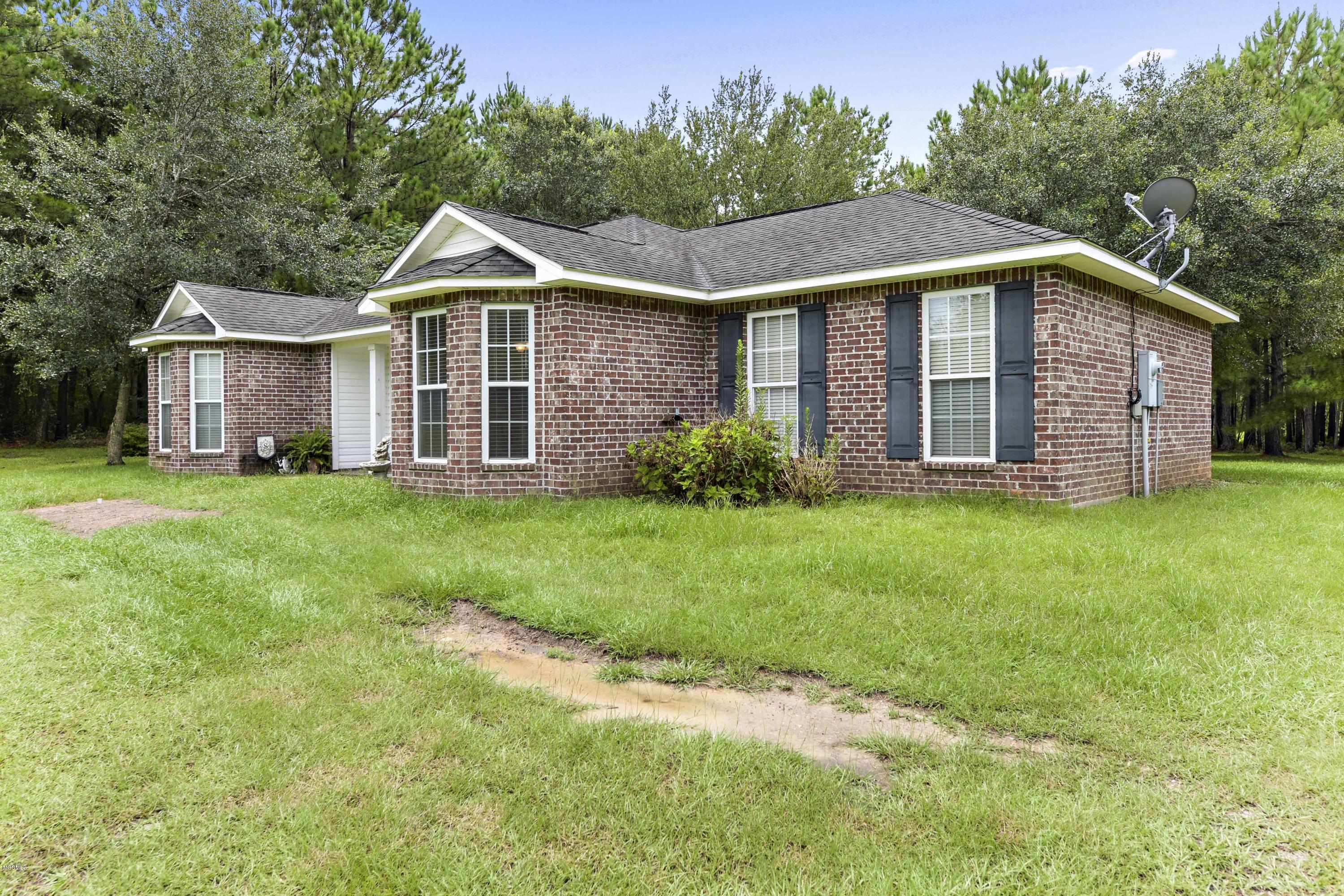 15317 Walter Smith Road Gulfport, MS 39503 - Photo 3 of 31 E64729F7-9521-4BE4-9531-57439D48FA00