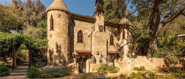 a view of entrance gate of a house