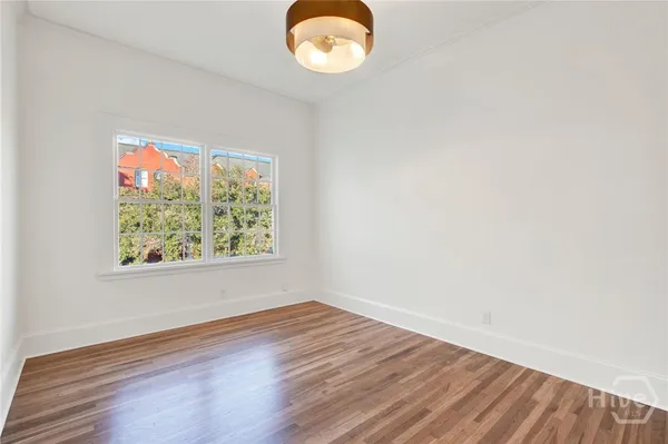$2,500 | 105 East Gwinnett Street, Unit 4, Savannah, GA 31401