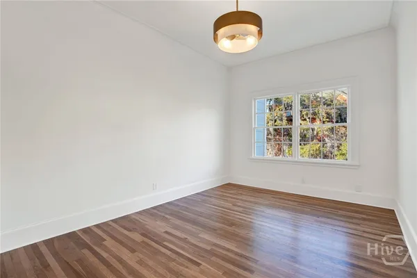 $2,500 | 105 East Gwinnett Street, Unit 4, Savannah, GA 31401