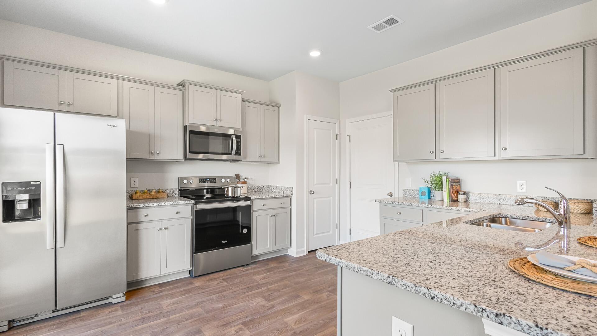 805 Long Blf Road Summerville, SC 29486 - Photo 4 of 23 Brandon Web Res_5