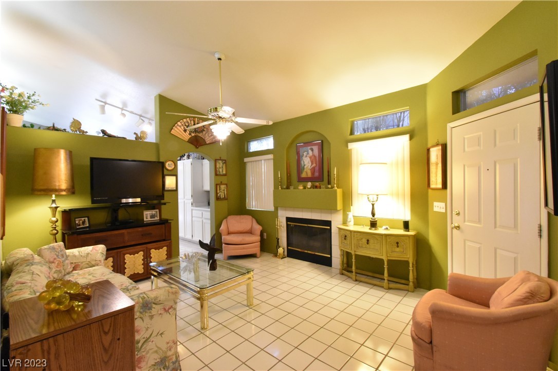 5358 Runningbrook Road Las Vegas, NV 89120 - Photo 6 of 43