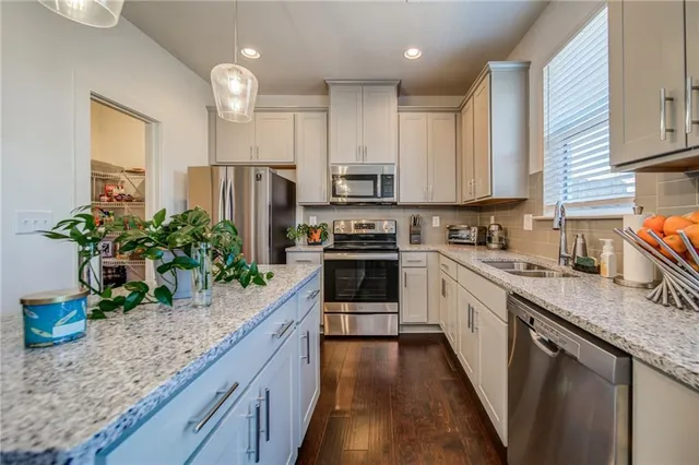 $1,975 | 96 Auburn Gate Lane, Auburn, GA 30011