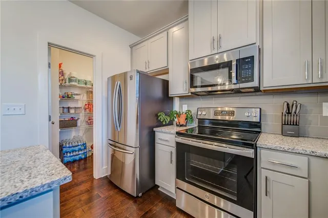 $1,975 | 96 Auburn Gate Lane, Auburn, GA 30011