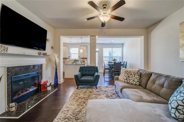 $1,975 | 96 Auburn Gate Lane, Auburn, GA 30011